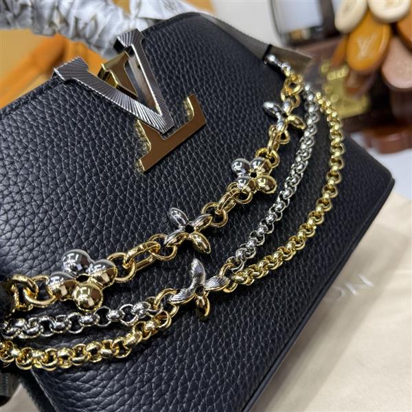 2026120164255303 270